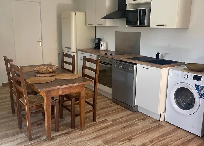 Bel Dans Hameau Calme Appartement Bonifacio (Corsica)